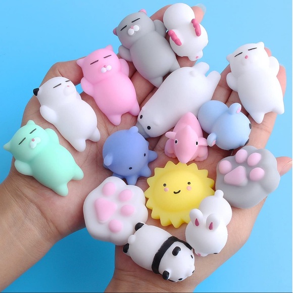 NEW✨ Lot of 25 pc Mochi Squishy Stress Relief Toys - Picture 3 of 6
